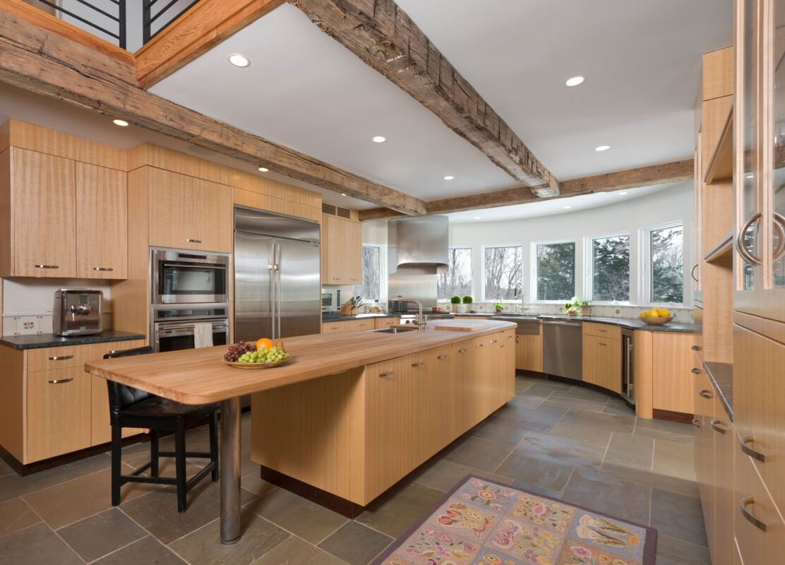 Contemporary Barn Kitchen Rob Sanders Architects LLC   Contemporary Barn Kitchen 01 1112x800 